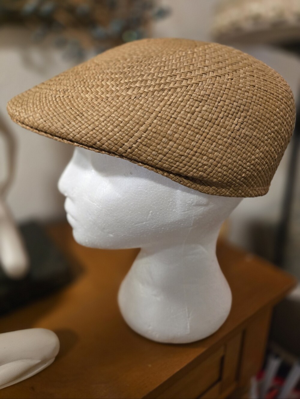 Handwoven Equidorian Toquilla Straw Flat Cap Ivy Driving Hat sixe Med (57-58cm)
